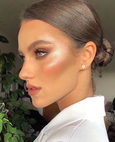 Best Contour Makeup, Best Contouring Products, Contouring Makeup, Rings Ideas, Smink Inspiration, Beauty Make-up, Neutral Makeup, Glowing Makeup