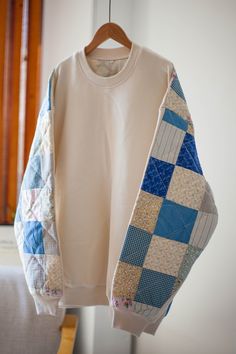 KA18 In stock, small crowd, Japanese retro sweaters, pure cotton patch Patch Work Sweatshirt, Sewing Gifts For Friends, Patchwork Clothes Diy, Quilt Sweater, Quilt Sweatshirt, Upcycle Sweaters, Sweater With Patches, Patchwork Crewneck, Sweatshirt Upcycle