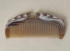 VINTAGE Horn comb. Kissing birds comb  Excellent condition, NOS  size approximately - 4.75" x 2.25"  09/09/24 Horn Hair, Vintage Comb, Needle Case, Silk Thread, Christmas Wishlist, Hair Comb, Fun Things, Things To Buy, Little Things