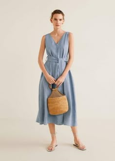 Linen Dresses Summer Chic, Linen Dresses Summer, Dresses Linen, Comfy Casual Outfits, Mango Outlet, Mango Fashion, Dress Woman, Summer Chic, Dresses Summer