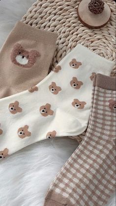 Mode Chanel, Cute Lazy Outfits, Lazy Outfits, Beige Aesthetic, Brown Aesthetic, Dream Clothes, Teddy Bears