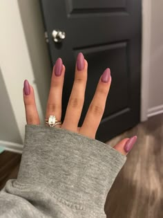 Nail Colors For 2023, Wife Nails, Engagement Nails, Mauve Nails, Solid Color Nails, Nails Elegant, Basic Nails, Mob Wife, Fall Nail Colors