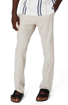 Linen is the perfect "classy yet casual" summer fabric. Strong, absorbent, and lightweight, linen is a summer staple that will instantly elevate your wardrobe. Keep reading for our favorite linen pants to check out this summer! #linen #linenpants #menslinenpants linen pants, linen pants outfit, linen pants outfit men, best linen pants, best linen pants for men, men's linen pants, best men's linen pants, linen pants for men, natural linen trousers for men Linen Pants Outfit Men, Linen Pants For Men, Linen Trousers For Men, Linen Pants Outfit, Mens Linen Pants, Pants Outfit Men, Linen Joggers, Mens Linen, Pants For Men