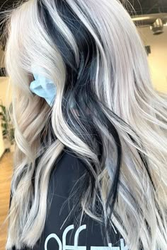 Black And Blonde Hair Ideas, Edgy Blonde Hair, Black And Blonde Hair, Black Hair With Blonde Highlights, Blonde Underneath, Blonde Hair Ideas, Black Hair Balayage, Icy Blonde Hair, White Blonde Hair