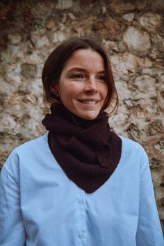 Individually knitted bandana made to order in our family-owned workshops in spain where we reside. production time is extended to 5 weeks until sept. 10 + shipping for some well deserved rest at the atelier. thank you for your understanding. Cowboy Bandana Wool, Knitted Bandana, Red Pashmina Bohemian Scarf, Red Cotton Bohemian Bandana, Red Bohemian Scarf, Upcycled Accessories, Brown Handwoven Winter Scarves, Tube Maxi Dresses, Cardigan Sweater Jacket