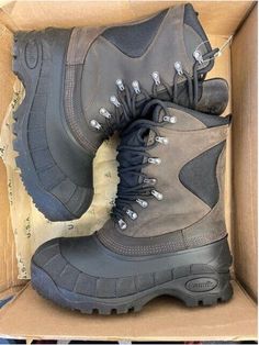 Kamik Men's Cody Insulated Boot Note:- ITEM IS BRAND NEW BUT PACKAGE MIGHT BE SLIGHTLY DAMAGED DURING TRANSIT Size: US Men's 10/ UK 9/ EU 43 Color: Dark Brown Like New (tags still attached) Original Shoe Box (Slightly Damaged) Rubber Made in Canada with domestic and imported materials Comfortable down to -100oF Seam-sealed waterproof genuine leather upper with 1000 denier nylon underlays Waterproof gusset tongue and speed lacing system 20 mm Zylex 4F removable liner (77% recycled content) For a Mens High Boots, Handmade Leather Boots, Felt Boots, Leather Motorcycle Boots, Insulated Boots, Mens Boots Casual, Mens Winter Boots, Warm Shoes, Mens Leather Boots