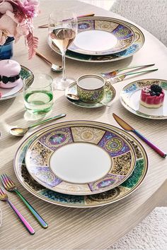 VERSACE HOME Barocco Mosaic Plate Lunch Plate, Plate Lunch, Fish Plate, White Dinner Plates, Square Tray, Floral Cushions, Stylish Tables