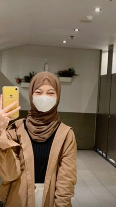 Outfit Bioskop, Outfit Hijab Ideas, Outfits Hijab, Racun Shopee, Hijab Aesthetic, Casual Hijab, Outfit Hijab, Ootd Hijab