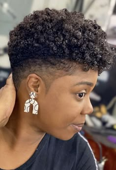 Womens Natural Fade Haircut, Transition Hairstyles, Tapered Hairstyles, Fierce Hairstyles, Tapered Natural Hair Cut, Hairstyle 2023, Natural Hair Haircuts, Inspiring Hairstyles, Short Natural Haircuts