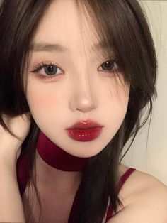 Lipstick Makeup Looks, Korean Makeup Trends, Red Lipstick Makeup Looks, Red Lips Makeup Look, Best Red Lipstick, Red Lipstick Makeup, Red Lip Makeup