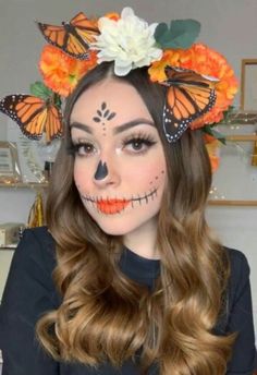 Flower Makeup Halloween, Catrina Simple Makeup, Catrina Makeup Simple, Simple Catrina Makeup Ideas, Dia De Los Muertos Face Paint Ideas