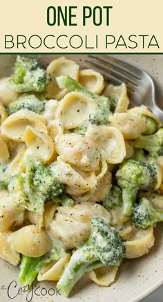 broccoli pasta in a bowl with a fork Creamy Broccoli Pasta, Creamy Broccoli, For Two, Dinner Recipes Easy, Easy Healthy Dinner, Dinner Recipes For Family, Broccoli Pasta, Recipes For, Pasta Dinners