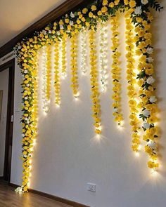 Janmashtami Backdrop Decoration Ideas, Flower Decoration For Function At Home, Wall Diwali Decoration, Ganpati House Decoration, Ganesh Chaturthi Flower Decoration, Diwali Flower Decor, Flower Decorations For Home Indian, Janmashtami Backdrop, Wedding House Decorations Indian