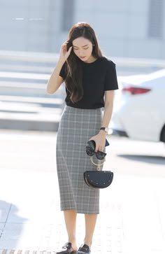 Snsd Airport Fashion, Look Office, Rock Outfit, Jessica Jung, Elegante Casual, Korean Girl Fashion, Korean Fashion Trends, Mode Inspo, Korea Fashion