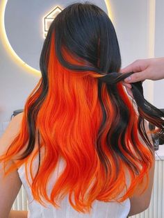 Halloween Hair Ideas, Mane Magic, Two Color Hair, Hidden Hair Color, Two Tone Hair, Haircare Tips, Hair Color Orange, Korean Hair Color