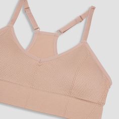 She'll head into her day with confidence and in comfort when she's wearing the Ribbed Sports Bra from Maidenform. This girls' soft bra has a sports bra style that's perfect for an active lifestyle, that keeps its shape and moves with you. With the silky-smooth seamless, it hugs just right with pops of texture. Sportswear Sports Bra For Loungewear, Loungewear Sportswear Sports Bra, Medium Support Sports Bra For Loungewear, Sports Bra With Medium Support For Loungewear, Seamless Sports Bra For Loungewear, Pink Seamless Sports Bra, Functional Medium Support Sports Bra For Loungewear, Sporty Seamless Bra For Loungewear, Sporty Seamless Solid Color Bra