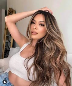 Light Golden Brown Hair Color Caramel Dark Blonde, Best Hair Colors For Pale Skin, Asian Blonde Balayage, Balayage On Asian Hair, Black Hair Balayage, Brown Hair Looks, Brown Hair Inspo