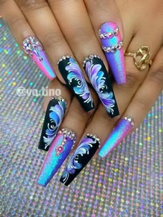 Nail Designs Bling, Blue Coffin Nails, Colorful Nail Art, Fancy Nails Designs, Colorful Nails, Nails Design With Rhinestones