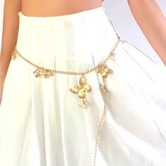 Gold Butterfly Decor Chain Belt Nwt Mood Board Pics, Outfit Recreation, Flower Belt, Butterfly Decor, Gold Belt, Gold Belts, Accessories Gold, Belt Jewelry, Butterfly Decorations