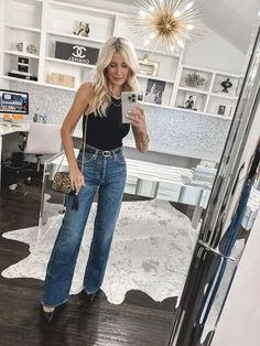 Style Tip: opting for a pointed toe heel with wide leg jeans will make your legs look crazy long and create a slimming silhouette! I love these stilettos paired with my Citizens of Humanity jeans 🙌 How To Style Wide Leg Jeans, Black Heels Outfit, Style Wide Leg Jeans, Heels Outfits, Pointed Heels, Citizens Of Humanity Jeans, Anine Bing, Citizens Of Humanity, Body Suit