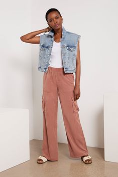 Elevate your casual-chic collection with these wide-leg pants by Sanctuary. Topped with cargo side pockets, these pull-on pants feature a full-length inseam, side and back pockets, and a relaxed fit. | SANCTUARY Women's Relaxed Reissue Pants, Size XS, Red Casual Pants Outfit For Women, Pants Outfit For Women, Casual Pants Outfit, Pant Outfits For Women, Outfit For Women, Pants Outfit Casual, Fashion 101, Fall Shopping, Bottom Clothes