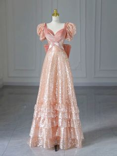 #fantasy #dress #pretty #fashion #acotar #bookstagram Princess Aurora Prom Dress, Brigerton Dress, Bridgerton Dresses Inspired, Pink Fantasy Dress, Brigerton Gown, Bridgerton Inspired Dress, 1960s Prom Dress, Soft Dresses Aesthetic, Sleeping Beauty Dress