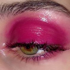 Make Up Color, Glossy Lids, Strawberry Butter, Glossy Eyes, Dope Makeup, Mia 3, Pink Makeup