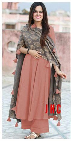 Chique Outfit, Fashion Angels, Nikkah Dress, Designer Kurti Patterns, Salwar Designs, Long Kurti Designs, Pakistani Dresses Casual, Salwar Kamiz, Indian Gowns Dresses