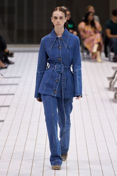 Jeans Trend, Canadian Tuxedo, Look Jean, Rejina Pyo, Denim Inspiration, Trendy Denim, Jean Trends, Denim Trends