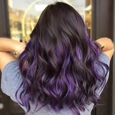 Pravana Violet, Purple Hair Highlights, Underlights Hair, Purple Ombre Hair, Hair Color Underneath, Peekaboo Hair, Hair Color Streaks, Hair Streaks, Dyed Hair Inspiration