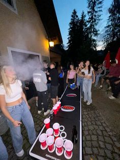 #party #friends #beerpong #summer #vibes Summer Party Outside, Halloween Rager Party, Gazebo Party Ideas, Friends Night In Ideas, Fun College Activities, At Home Bday Party Ideas, Party Ideas For Teenagers Drinking, Party Asthetics Photos