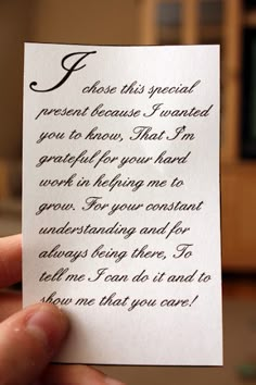 a person holding up a piece of paper with the words i love this great present because i wanted you to know that i am gratefully