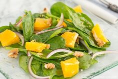 Spinach Salad with Asian Salad Dressing Spinach Dressing, Honey Soy Sauce Chicken, Salad Orange, Asian Salad Dressing, Salad Spinach, Dressing Salad, Asian Dressing, Super Salads