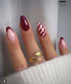 Candy Cane Nails, Christmas Nails Acrylic, Winter Nail Designs, Nail Polishes, Cute Acrylic Nails