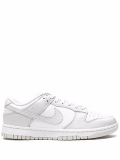 Nike Shoes Women Casual, Nike Low Dunk Shoes, Dunks White Background, Cute White Nike Shoes, Shoes For Back To School 2024, Clean Girl Shoes, Gray Dunks, Nike Dunks White