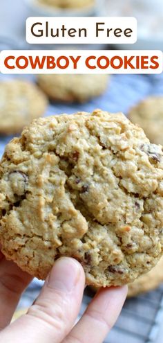 gluten free cowboy cookies Chunky Cookies, Best Gluten Free Cookies, Cookies Sans Gluten, Glutenfri Baking, Gluten Free Oatmeal Cookies, Oats Chocolate, Cookies Gluten Free, Cowboy Cookies, Gluten Free Cookie Recipes