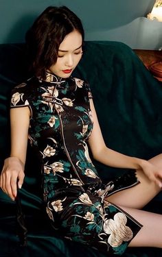 China Dress, Dark Beauty, Asian Fashion