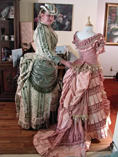 Truly Victorian, Victorian Bustle, Historical Gowns, Victorian Age, Bustle Dress, Period Dress, Victorian Costume