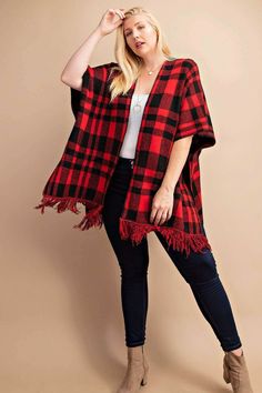 Ease into colder weather with our chic red and black plaid sweater poncho, specially designed in curvy sizes for a comfortable and flattering fit. This cozy poncho combines warmth with style, making it a must-have essential for chilly days. The bold plaid pattern adds a touch of classic charm, while the soft knit fabric wraps you in comfort. Perfect for layering over your favorite jeans or leggings, this poncho is as versatile as it is trendy, ensuring you’ll stay stylishly snug all season long. Annie Hall, Sweater Poncho, Diane Keaton, Plaid Sweater, Poncho Sweater, Red And Black Plaid, Buffalo Check, Single Women, Cozy Fall