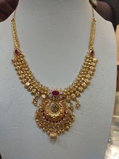 Gold Necklace For Women Indian, New Model Necklace Designs, New Model Necklace Designs Gold, Neck Necklace Gold, Gold Necklaces Women Indian, New Necklace Designs Gold, Short Necklace Designs Gold Latest, Short Necklace Gold Indian, Gold Necklace Set 20 Grams