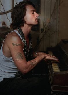 Johnny Depp Wallpaper, Here's Johnny, Music Tattoo, Wallpaper Cave, I Spy, Johnny Depp, Favorite Celebrities, Actors & Actresses, Pretty People