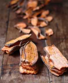 some kind of food that is laying on the floor with it's peels