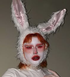 Bunny Halloween Makeup, Bunny Makeup, Vampire Bride, Halloween Coustumes, Clever Halloween Costumes, Pretty Halloween Costumes, Arte 8 Bits, Halloween Makeup Inspiration