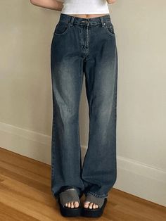 Low waist Wide Leg Jeans Vintage Blue Wash Boyfriend Jeans - AnotherChill Jeans Online Store, Mama Jeans, Street Y2k, Ootd Outfits, Jeans Mom, Straight Leg Denim, Jeans Online, Type Of Pants, Denim Trousers