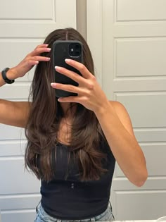 Hair Inspo Color Brunettes Straight, Haircuts For Brunettes Straight Hair, Mid Hair Lengths, Medium Length Haircut With Layers Straight Hair Brunettes, Plain Brunette Hair, Cute Haircuts For Brown Hair, Cute Haircuts For Brunettes, Medium Length Layers Straight Hair, Long Brunette Hair With Layers Straight