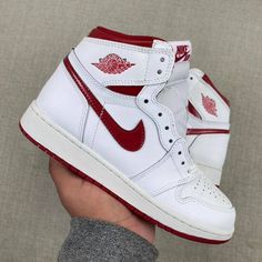 2017 Jordan 1 High "Metallic Red” 5y = Women 6.5 Brand New In Box 100% Authentic. Fast Shipping All Sales Final Classic Red High-top Custom Sneakers, Jordan Shoes For Women, Ladies Sneakers, Red Jordans, Inside My Bag, Nike Fashion Shoes, Nike High Tops, Cute Nike Shoes, Cute Nikes