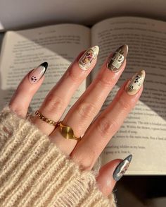 25 Taylor Swift Nail Ideas | Lauren Erro Nails Taylor Swift Inspired, Taylor Swift Nail Designs, Taylor Swift Inspired Nails, Swift Nails, Taylor Nails, Creative Nail Art, Taylor Swift Inspired