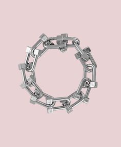 Chunky Kosi u-link bracelet in silver Metal Bracelets With Rectangular Chain Links, Silver Bracelets With Rectangular Chain Links, Rectangular Metal Bracelets With Solid Link Construction, Rectangular Metal Box Chain Bracelets, Bold Eyes, Link Chain Bracelet, Chic Design, Link Chain, Silver Bracelets