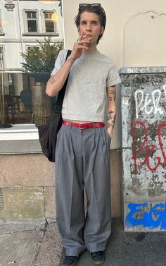 Mens Vintage Fits, Funky Fashion Men, Alt Outfit Ideas Men, Men Street Style 2024, Baggy Dress Pants Outfits, Dad Shoes Outfits Men, How To Style Blue Pants, Soft Masculine Aesthetic, Frutiger Metro Outfits