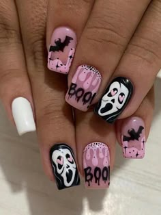 Multicolor  Collar  ABS Plants Bare Nails Embellished   Nail,Hand & Foot Care Short Horror Nail Designs, Bull Skull Nail Art, Summerween Nails, Halloween Fake Nails, Bare Nails, Nail Art Halloween, Nagellack Trends, Cute Nails For Fall, Seasonal Nails